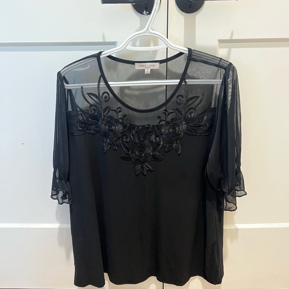 Emma & Olive woman’s blouse size 2X